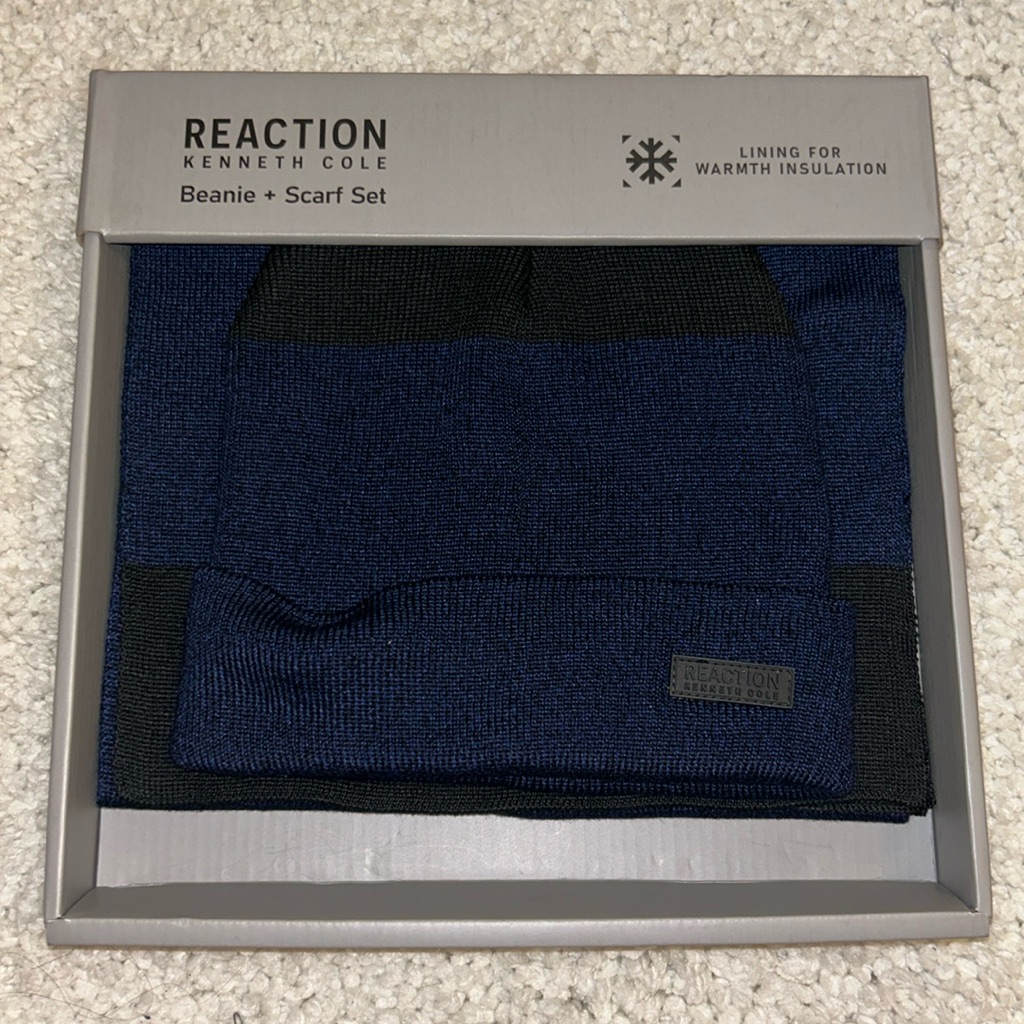 Brand New Kenneth Cole Reaction Beanie And Scarf Set